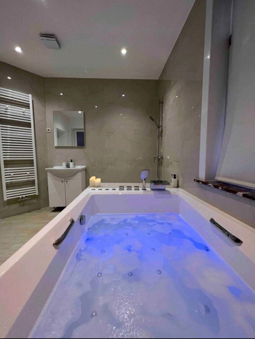Sublime Appartement Calme Cosy & Jacuzzi Βρυξέλλες Εξωτερικό φωτογραφία